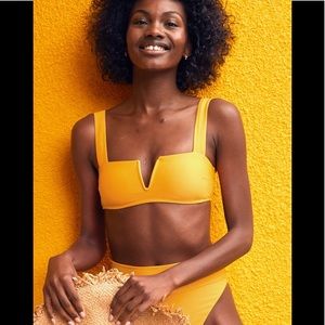 EUC padded v bandeau bikini top Sz XS